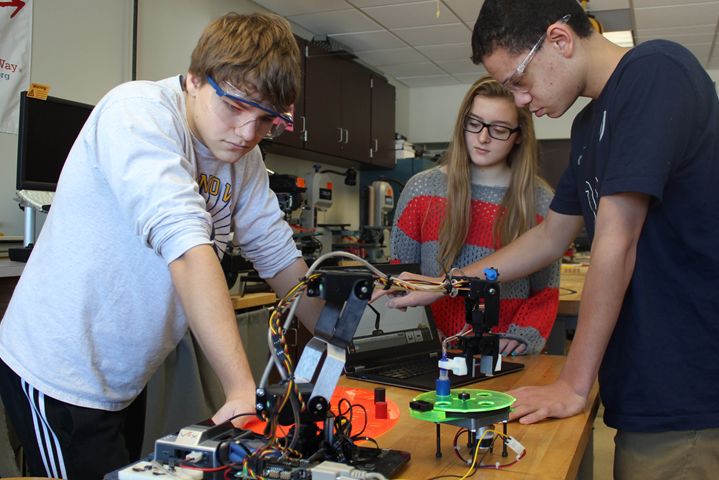 Cazenovia HS Chosen as 2010-11 PLTW Model School