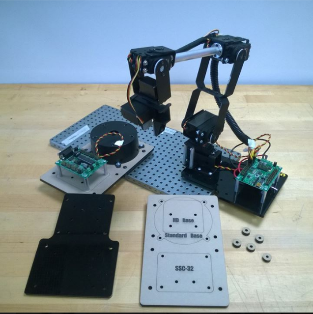 WHAT KIND OF ACCESSORIES CAN I MAKE FOR MY LYNXMOTION ROBOTIC ARM?